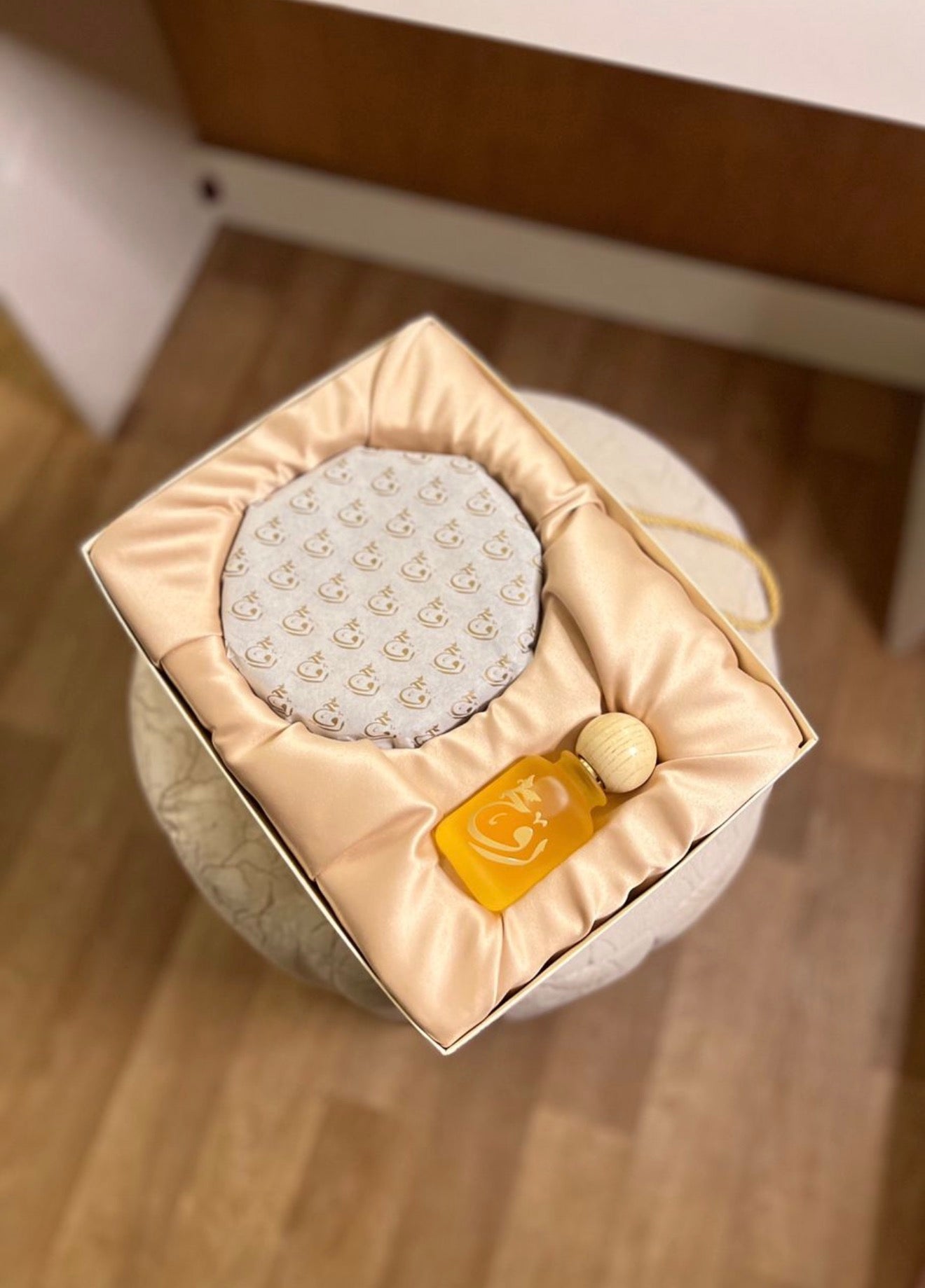باكج بخور روح ( قرص بخور روح كبير + عطر روح)